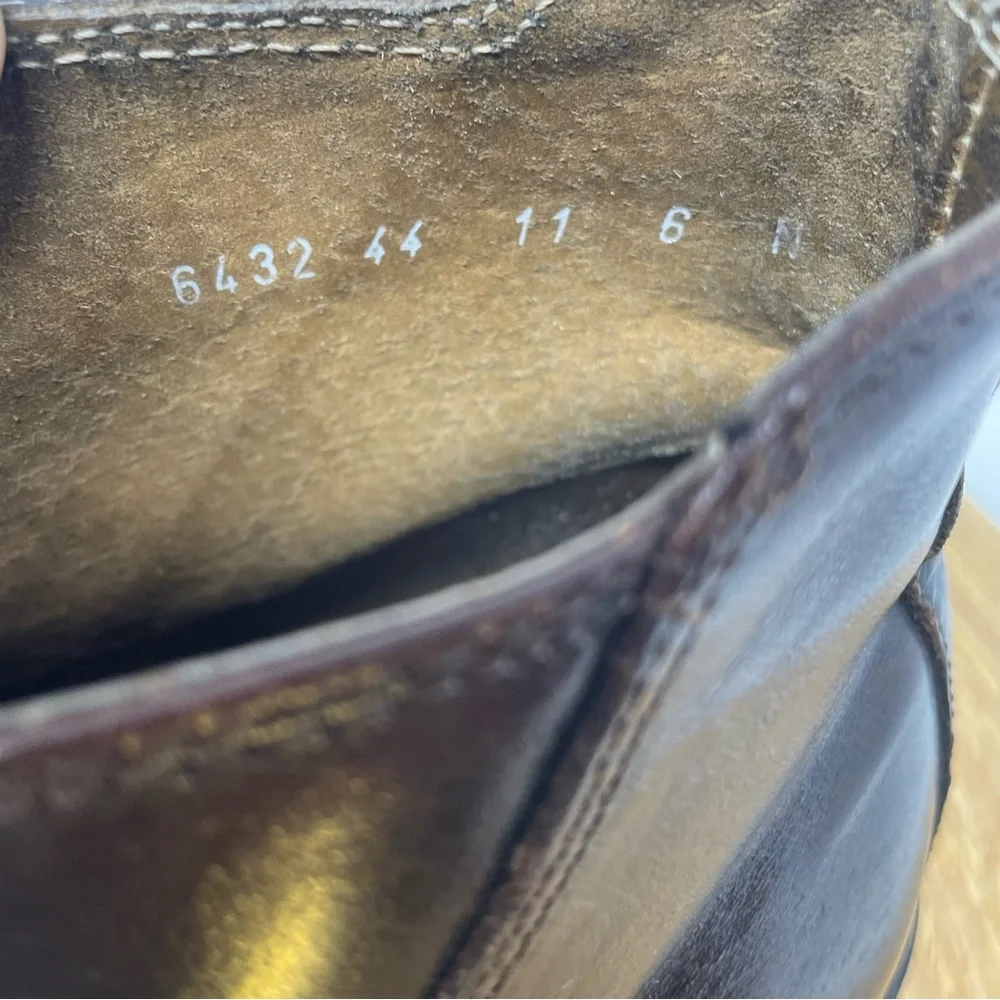 SKECHERS Vintage Leather Lace Up Chukka Boots Size 11